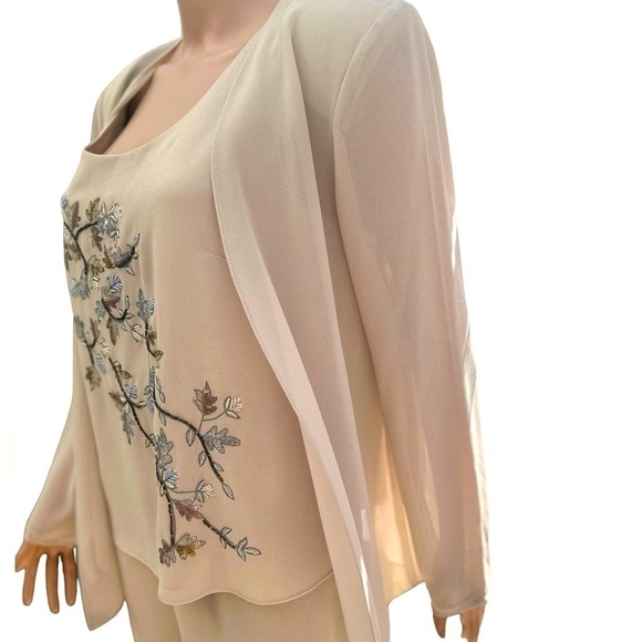 R&M Richards Vintage Elegant 3 Piece Cream Chiffon Embroidered Beaded Set - Picture 4 of 16